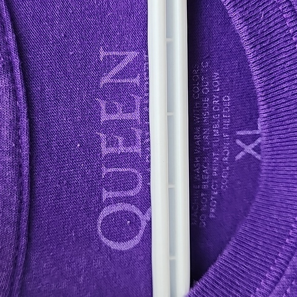 Queen and Adam Lambert Rhapsodie tour shirt size XL - Picture 6 of 14